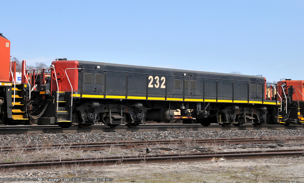 CN 232